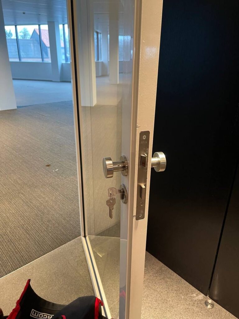 Deur geopend in Dendermonde